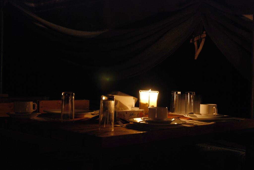 Rainbow Camp Hotell Wadi Rum Eksteriør bilde