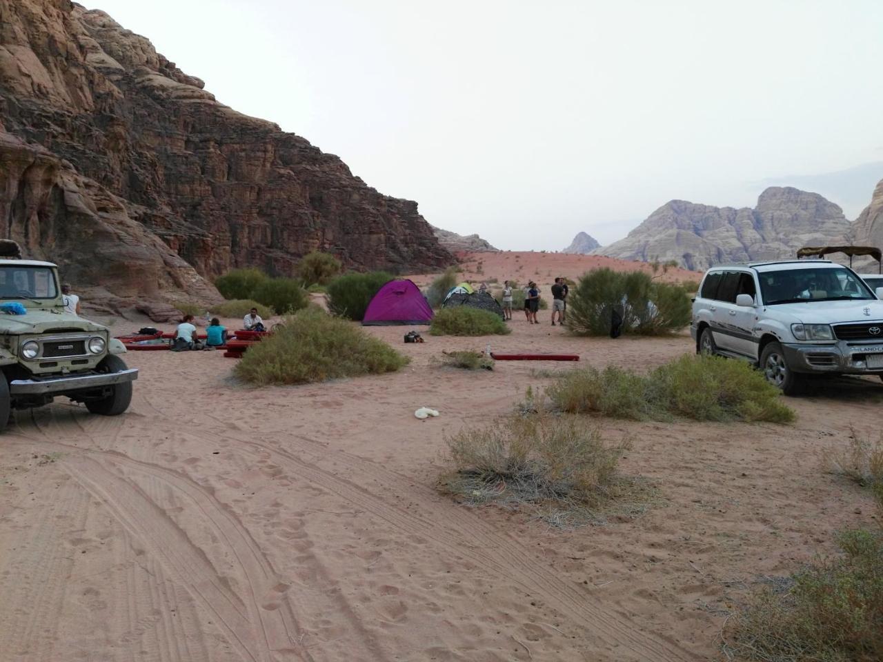 Rainbow Camp Hotell Wadi Rum Eksteriør bilde