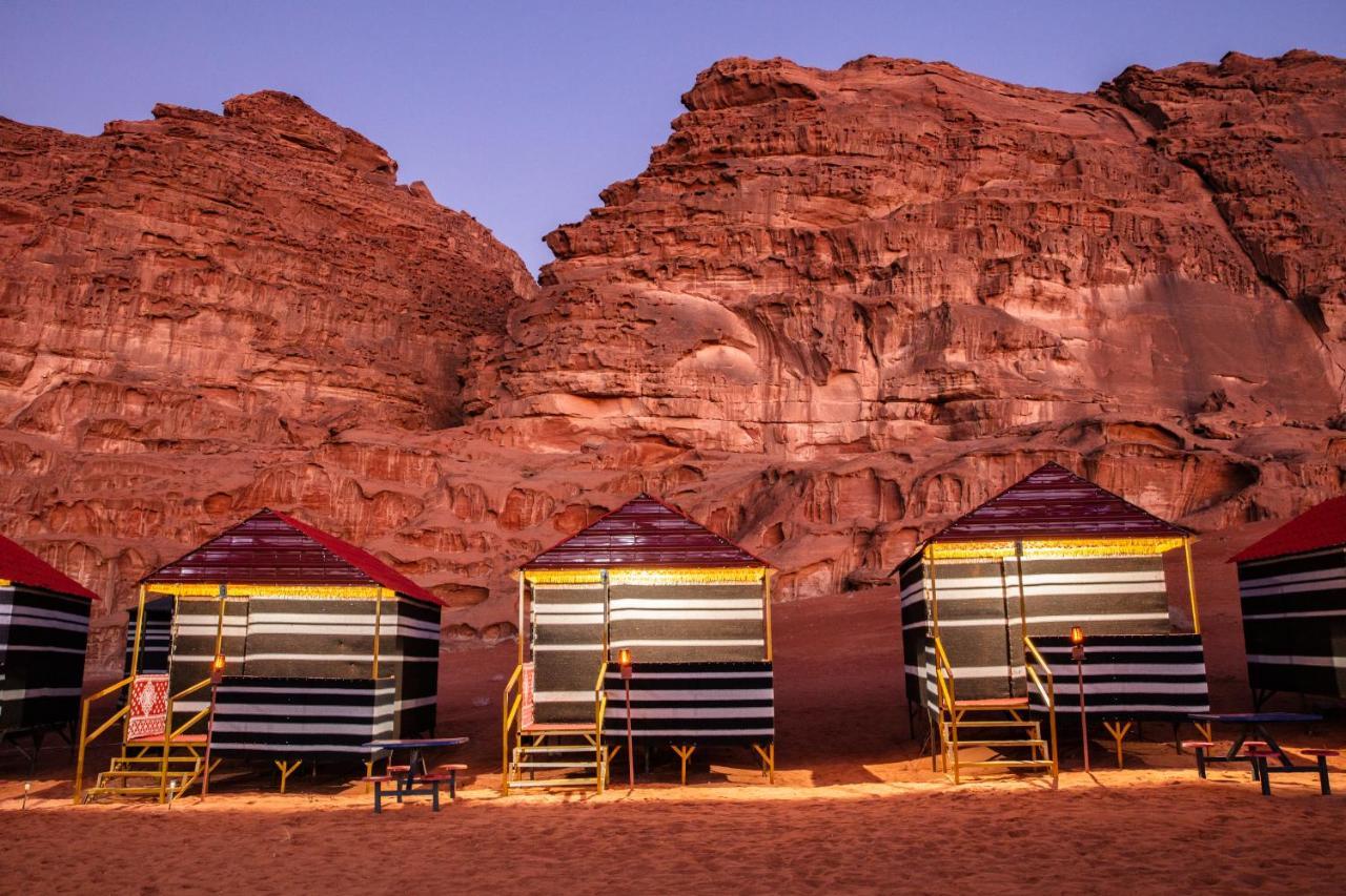 Rainbow Camp Hotell Wadi Rum Eksteriør bilde